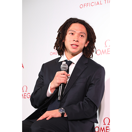 アンバサダー平野歩夢選手がオメガブティック銀座本店を訪問