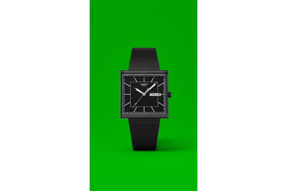 SWATCH のスクエアシェイプの『BIOCERAMIC WHAT IF